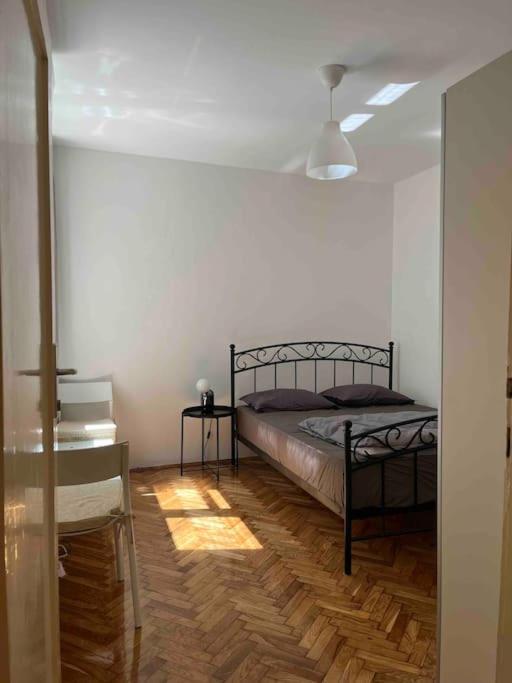 Central Home In Beograd Ngoại thất bức ảnh